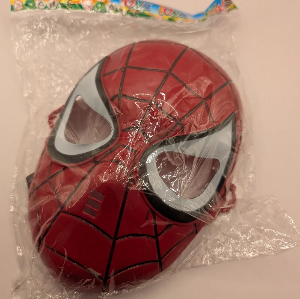 🦋 4 Superhero Toy Masks Set